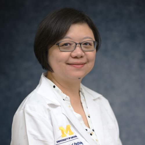 Mindy Wang headshot 500.JPG